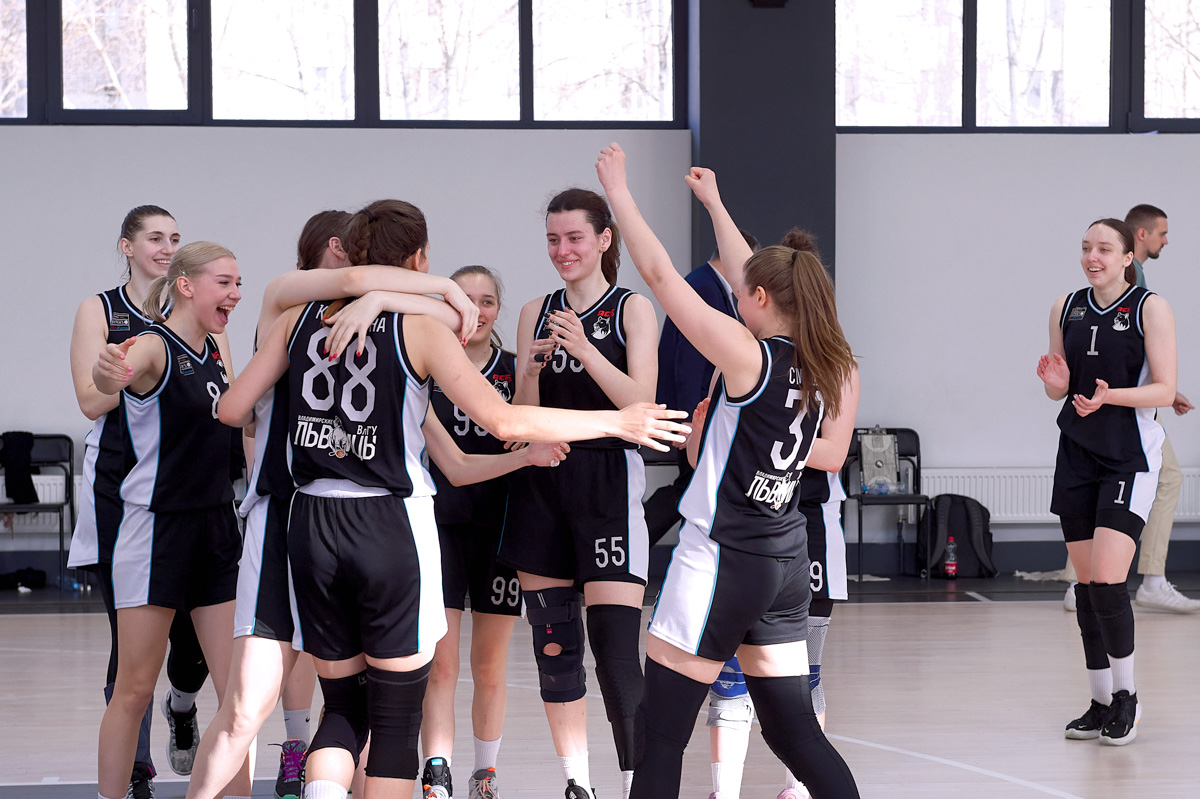 Апрель — время побед! И особенно много их в этом месяце у владимирских спортсменок. Самые сильные, ловкие и, конечно, красивые — все это о наших девушках, которые потоком привозят на малую родину золотые медали. Рассказываем про их главные достижения последних недель.