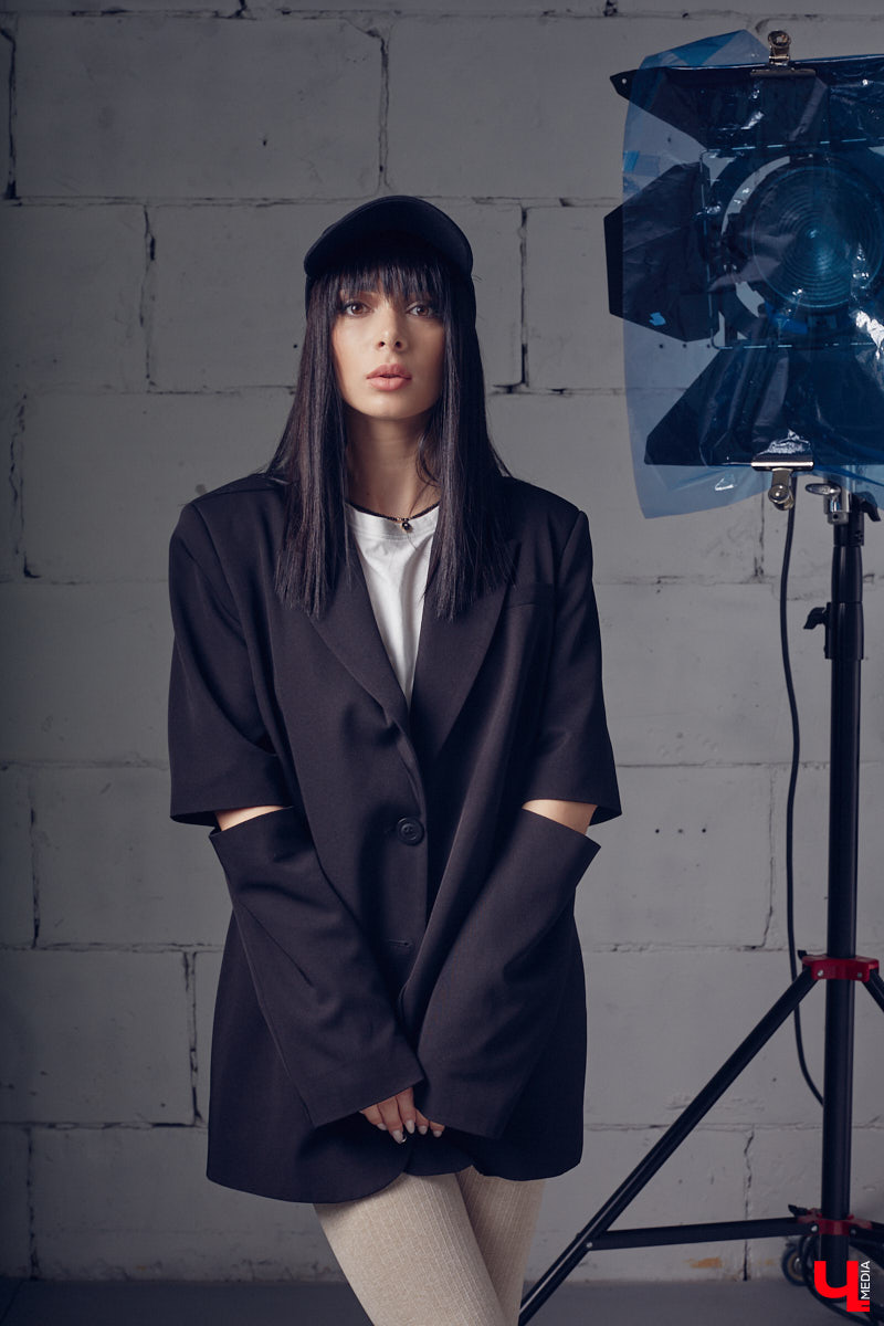 У некоторых людей будто есть внутренний стиль-радар, позволяющий им всегда иметь наготове яркие образы. Как быть модным семь дней в неделю, «Ключ-Медиа» рассказала владимирский блогер Нигина Мирова.