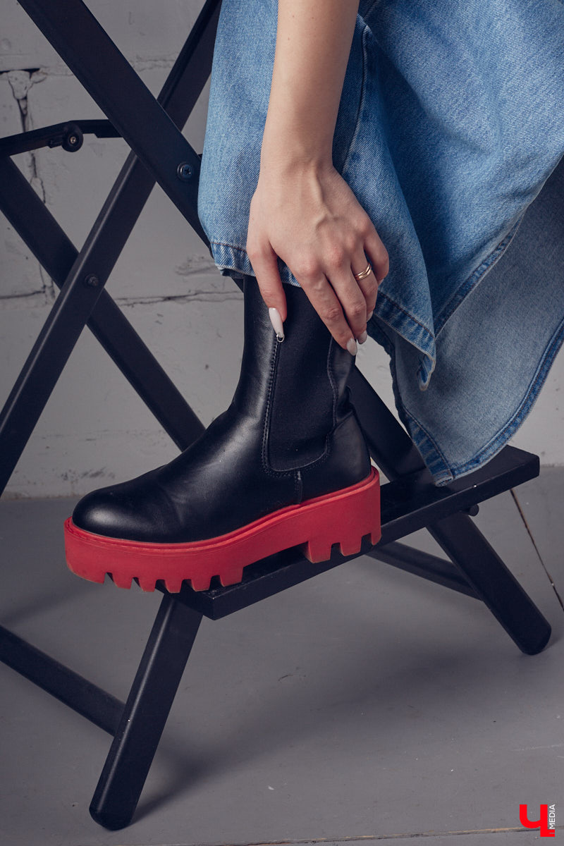 У некоторых людей будто есть внутренний стиль-радар, позволяющий им всегда иметь наготове яркие образы. Как быть модным семь дней в неделю, «Ключ-Медиа» рассказала владимирский блогер Нигина Мирова.