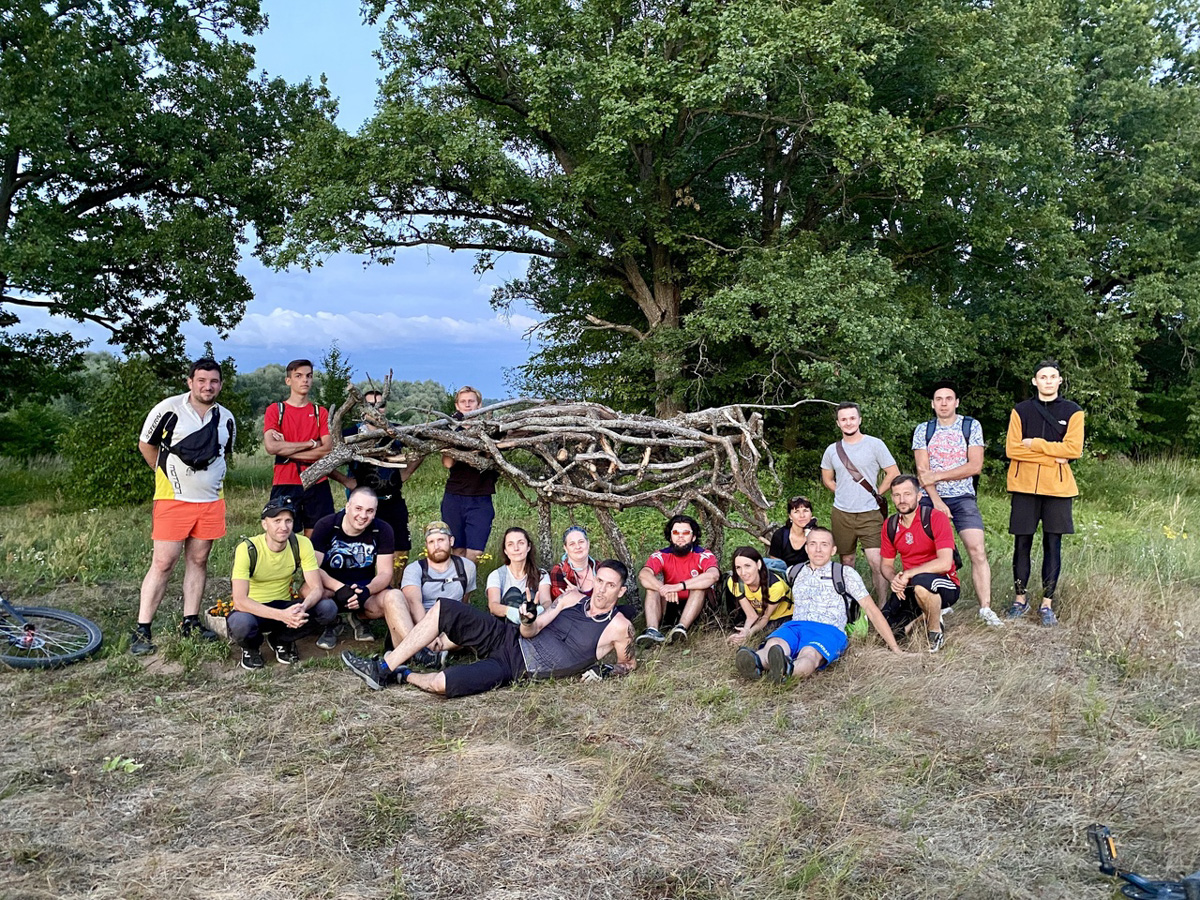 Мало что в мире сравнится с пейзажами Владимирской области. Сомневаетесь? Значит, вы еще ни разу не выезжали на двухколесном «коне» за пределы города. В какую же сторону крутить педали, чтобы насладиться красотой родных краев, «Ключ-Медиа» рассказал велоэксперт Андрей Трубин.