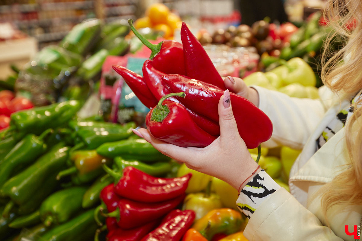 Концертный директор «ЦЕХа» приготовила любимые бутерброды певицы Мари Краймбрери, напоминающие знаменитый французский пирог. Их рецепт Ирина Трошина выведала у звезды во время ее гастролей во Владимире.