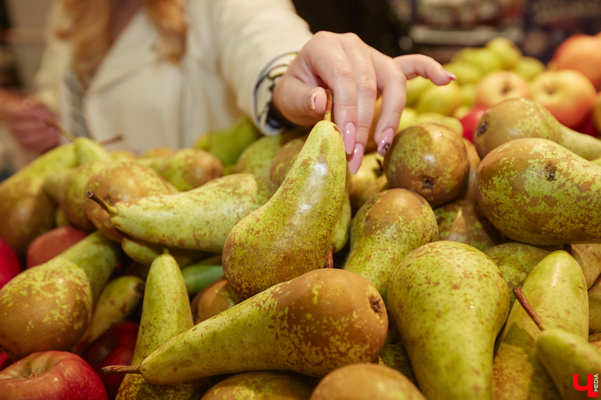 Концертный директор «ЦЕХа» приготовила любимые бутерброды певицы Мари Краймбрери, напоминающие знаменитый французский пирог. Их рецепт Ирина Трошина выведала у звезды во время ее гастролей во Владимире.