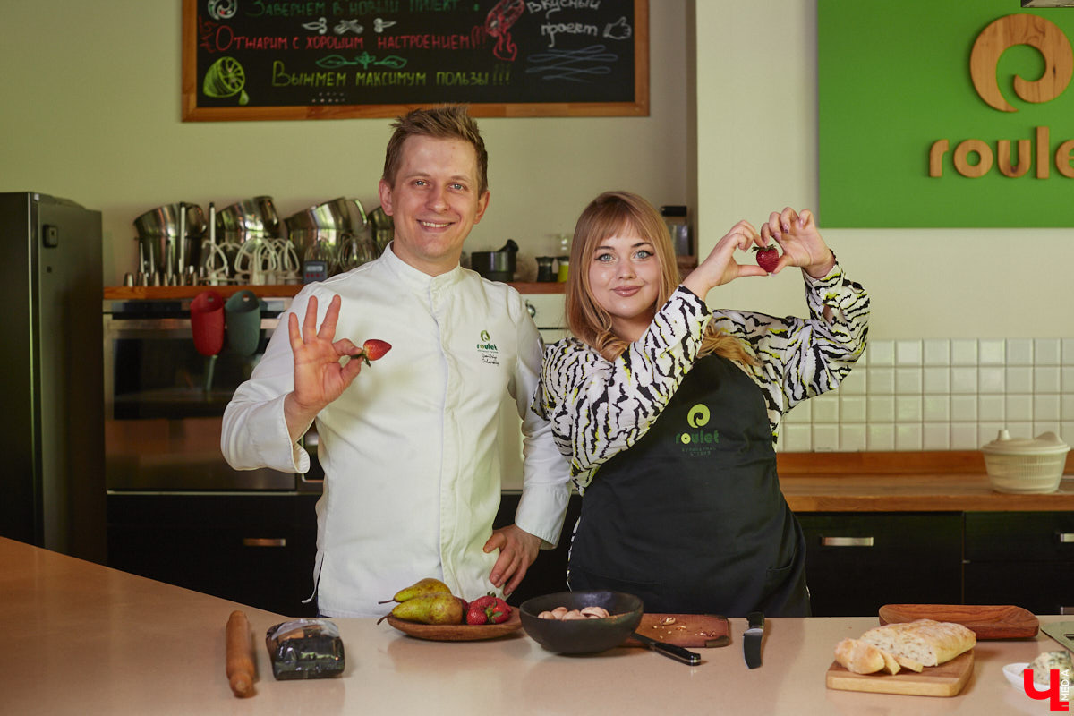 Концертный директор «ЦЕХа» приготовила любимые бутерброды певицы Мари Краймбрери, напоминающие знаменитый французский пирог. Их рецепт Ирина Трошина выведала у звезды во время ее гастролей во Владимире.