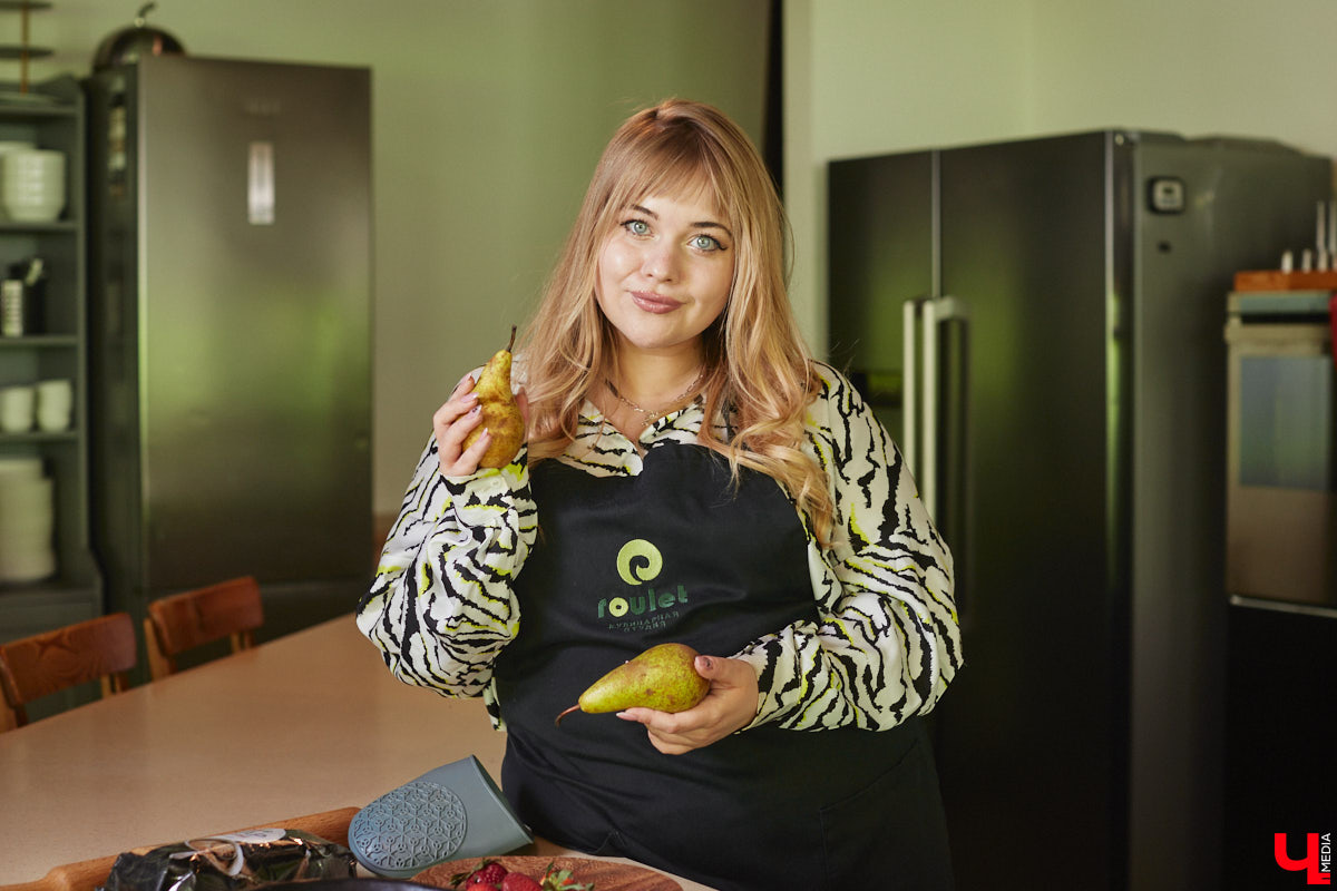 Концертный директор «ЦЕХа» приготовила любимые бутерброды певицы Мари Краймбрери, напоминающие знаменитый французский пирог. Их рецепт Ирина Трошина выведала у звезды во время ее гастролей во Владимире.