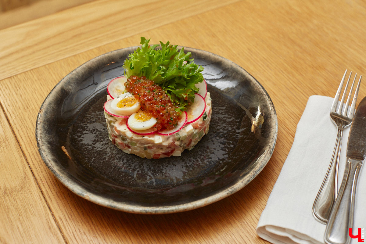 Владимирские повара приготовили ужин для большой делегации из Вьетнама. В меню были только традиционные русские блюда. Чем удивляли иностранцев, шефы рассказали и показали «Ключ-Медиа».