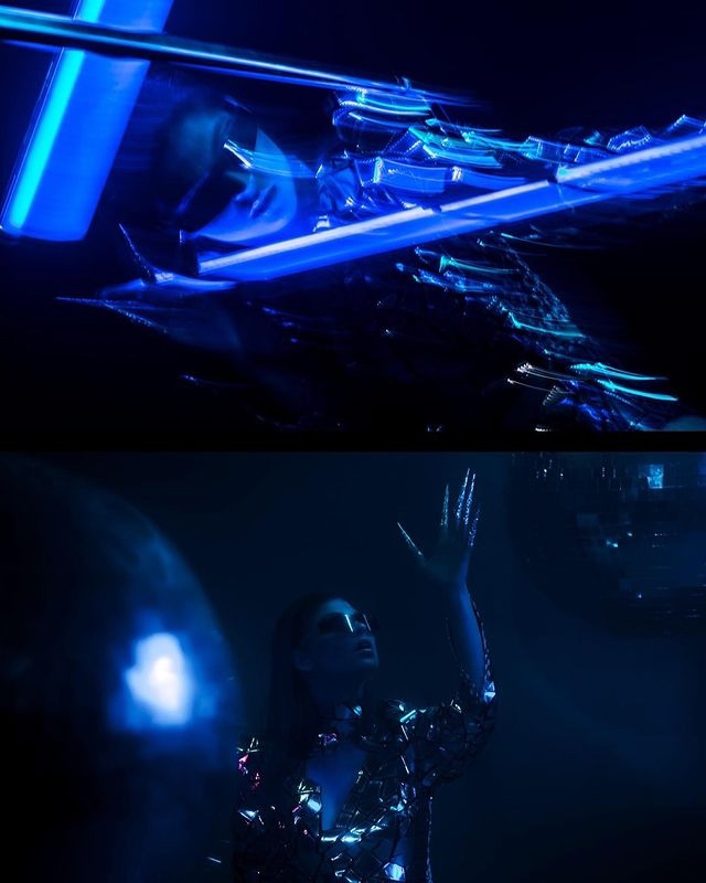 Визуал-творчество — это постоянный поиск вдохновения, и на помощь создателям прекрасного зачастую приходят тренды. Один из наиболее популярных сейчас — неон. Яркий свет, отправляющий нас прямиком в какую-нибудь антиутопическую картину или игру, обыгрывают самыми разными способами. Как это делают владимирские фотографы, смотрите в нашей подборке.