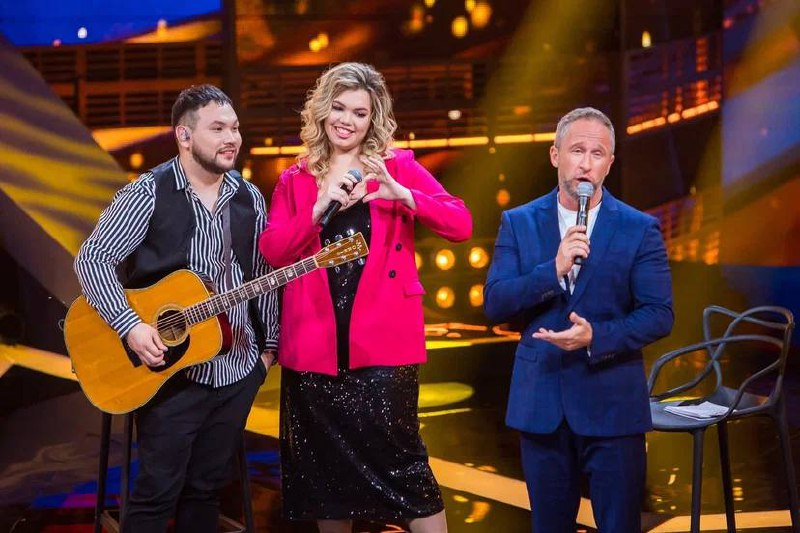 Юлия Галкина из Владимира продолжает покорять столицу. После своего дуэта с Мией Бойка она приняла участие в двух крупных федеральных проектах, где представила 33-й регион. О главном стрессе на шоу «Звезда» и неожиданном результате на «Муз Заводе» исполнительница рассказала нашему изданию.