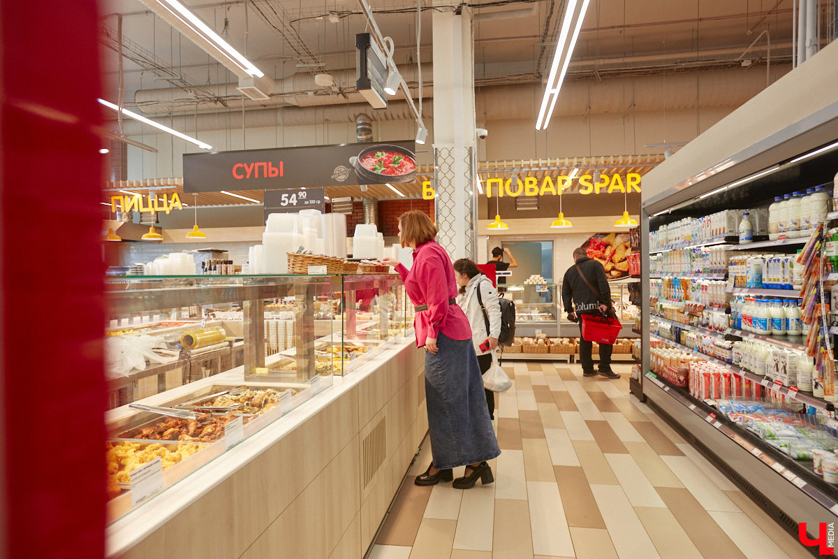 Владимирская бизнес-леди Мария Киселева, автор уникального подкаста «Бюстгальтер, милый мой бюстгальтер» и резидент Ассоциации брафиттеров, устроила «Танго» на кухне!