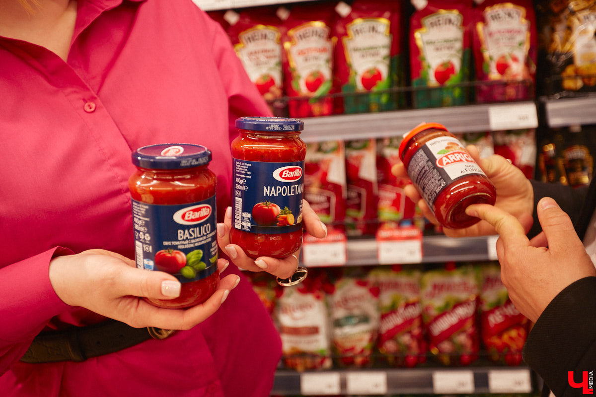 Владимирская бизнес-леди Мария Киселева, автор уникального подкаста «Бюстгальтер, милый мой бюстгальтер» и резидент Ассоциации брафиттеров, устроила «Танго» на кухне!