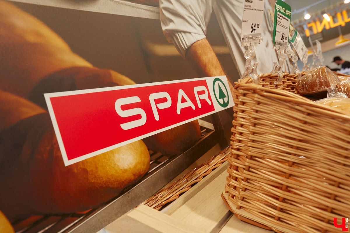 Владимирская бизнес-леди Мария Киселева, автор уникального подкаста «Бюстгальтер, милый мой бюстгальтер» и резидент Ассоциации брафиттеров, устроила «Танго» на кухне!