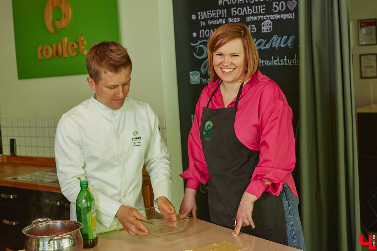 Владимирская бизнес-леди Мария Киселева, автор уникального подкаста «Бюстгальтер, милый мой бюстгальтер» и резидент Ассоциации брафиттеров, устроила «Танго» на кухне!