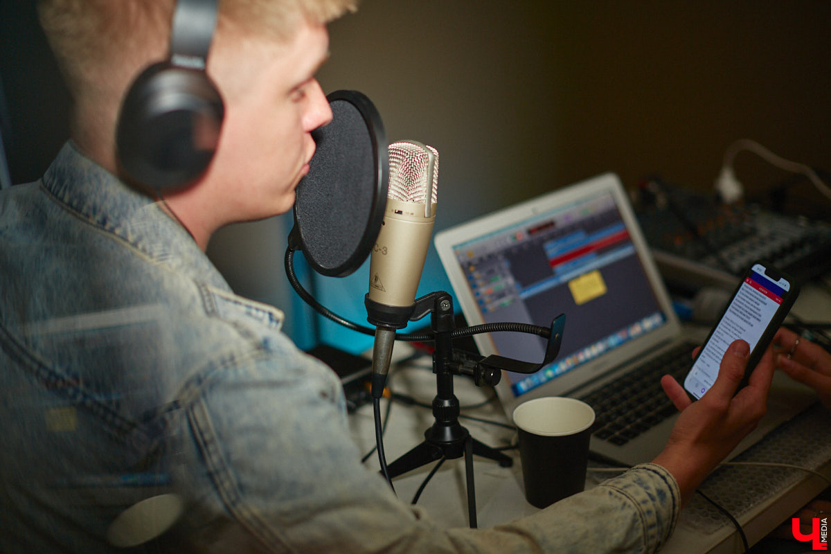 Не знаете, как провести вечер пятницы? Тогда посетите отчетный концерт двух творческих пространств Владимира. На сцену выйдут ученики и преподаватели танцевальной академии LaViDanza и лаборатории музыки Muzlab.PRО. Это стоит увидеть!