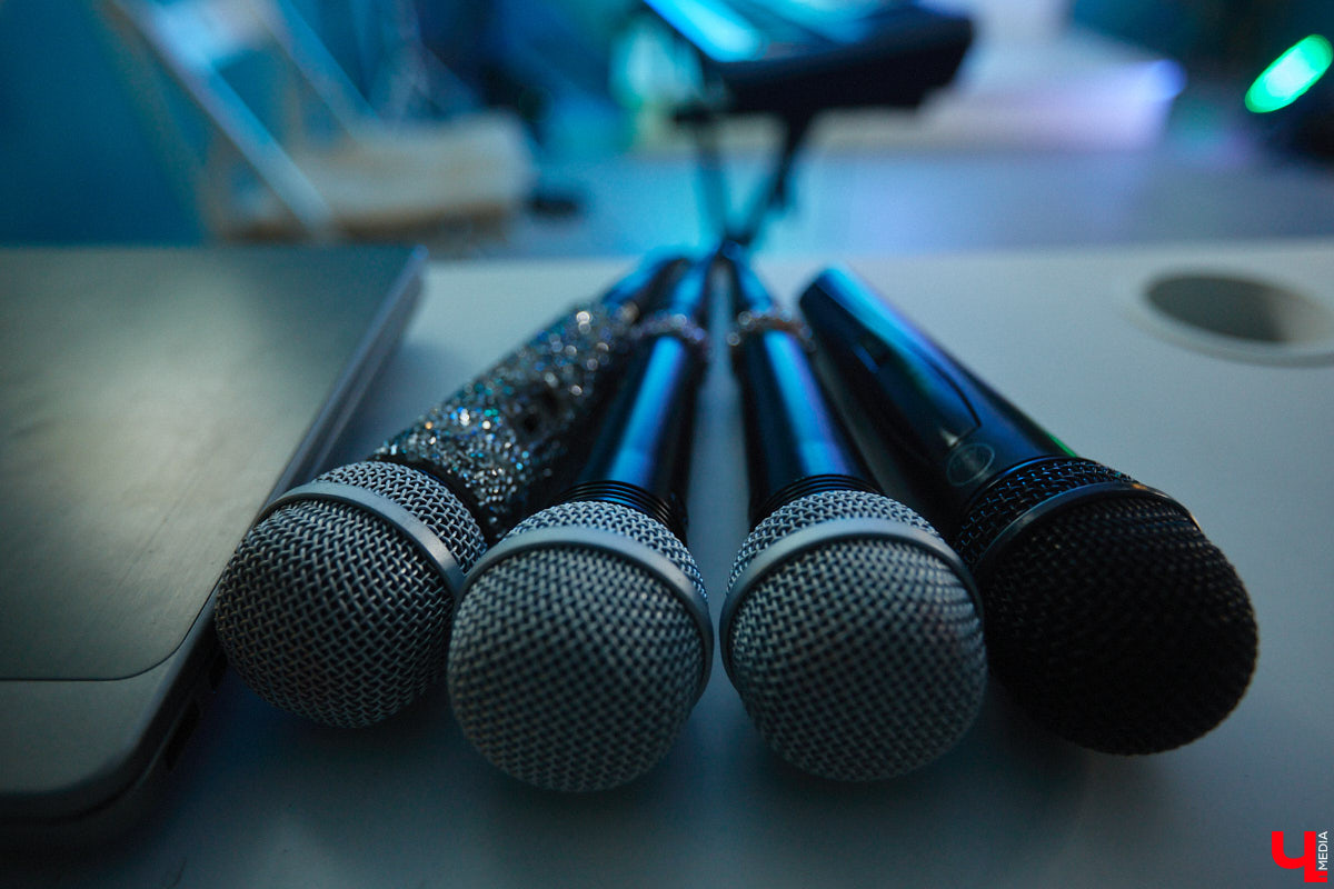 Не знаете, как провести вечер пятницы? Тогда посетите отчетный концерт двух творческих пространств Владимира. На сцену выйдут ученики и преподаватели танцевальной академии LaViDanza и лаборатории музыки Muzlab.PRО. Это стоит увидеть!