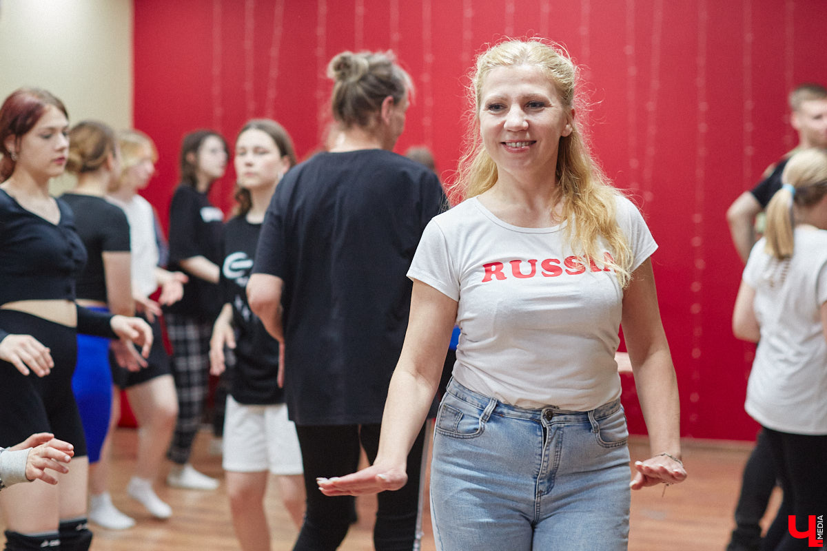 Не знаете, как провести вечер пятницы? Тогда посетите отчетный концерт двух творческих пространств Владимира. На сцену выйдут ученики и преподаватели танцевальной академии LaViDanza и лаборатории музыки Muzlab.PRО. Это стоит увидеть!