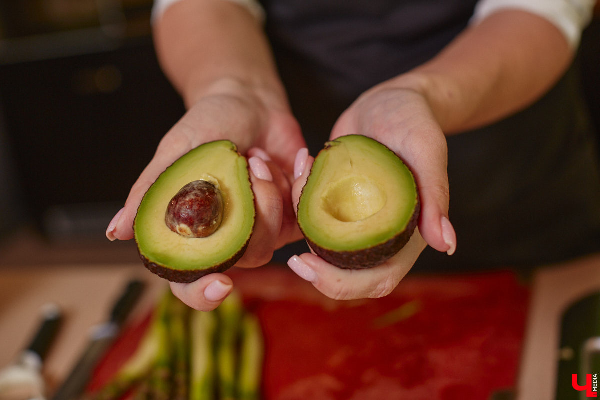 Внезапно! Создатель первого во Владимире цветочного супермаркета раскрыла нашему изданию секрет, какие цветы можно есть без риска для здоровья и какое меню обеспечит бодрость на весь день и при этом поможет сохранить фигуру.