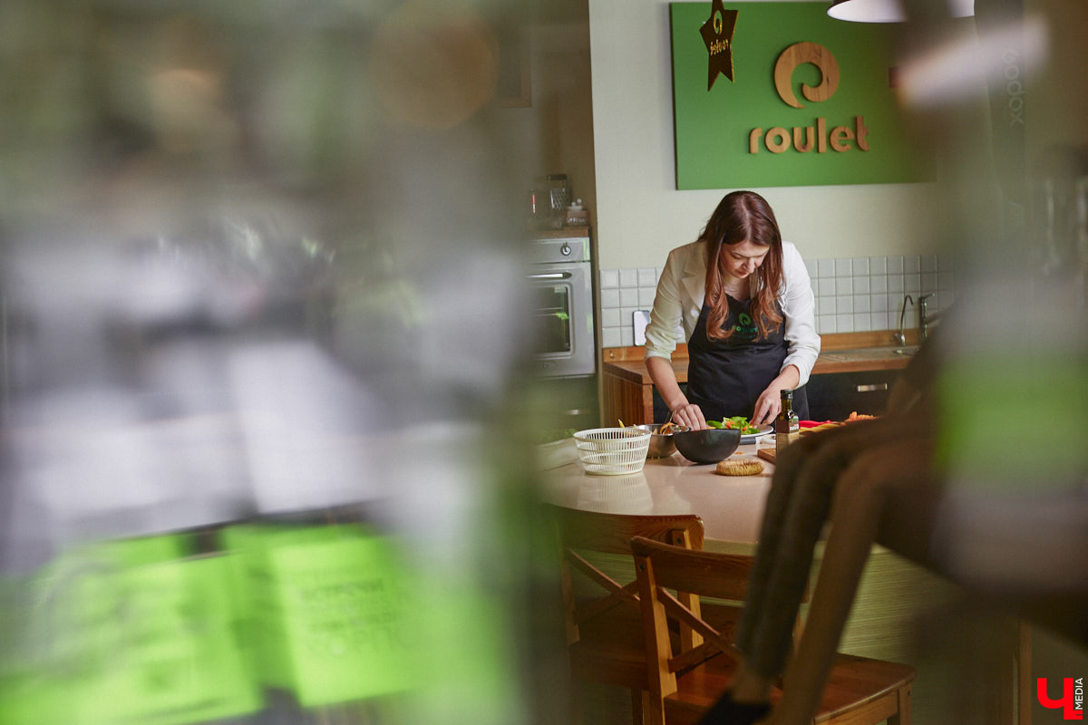 Внезапно! Создатель первого во Владимире цветочного супермаркета раскрыла нашему изданию секрет, какие цветы можно есть без риска для здоровья и какое меню обеспечит бодрость на весь день и при этом поможет сохранить фигуру.