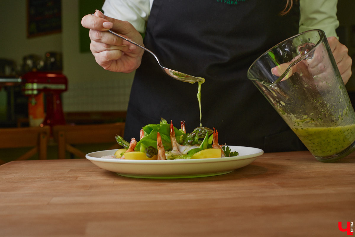 Внезапно! Создатель первого во Владимире цветочного супермаркета раскрыла нашему изданию секрет, какие цветы можно есть без риска для здоровья и какое меню обеспечит бодрость на весь день и при этом поможет сохранить фигуру.