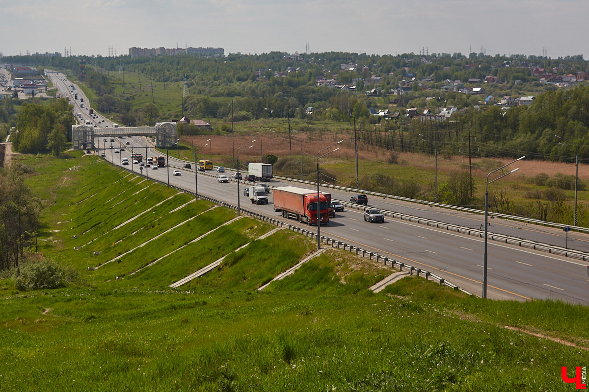 Вам давно приходилось подниматься по любой из владимирских лестниц или спускаться с нее? И как, все ступеньки на месте? К сожалению, большинство подобных конструкций на улицах города разрушается. Если не верите, тогда взгляните сами на наш антирейтинг.