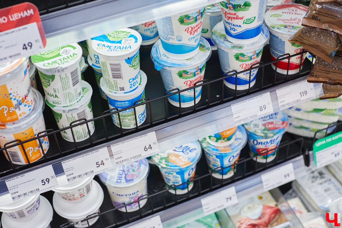 Кто-то ЗОЖ высмеивает, как группа «Ленинград», кто-то считает его ерундой и историей про отварную грудку. Но для некоторых правильное питание не тюрьма строгого режима, а яркий мир вкуса и разнообразия. Сидеть на ПП без чувства голода и с чистой совестью реально? Об этом мы поговорили с нутрициологом Надеждой Тихомировой, прогуливаясь по местному супермаркету.