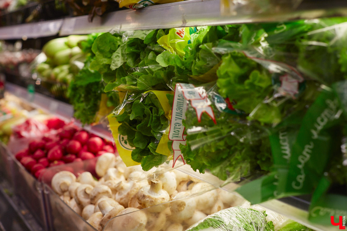 Кто-то ЗОЖ высмеивает, как группа «Ленинград», кто-то считает его ерундой и историей про отварную грудку. Но для некоторых правильное питание не тюрьма строгого режима, а яркий мир вкуса и разнообразия. Сидеть на ПП без чувства голода и с чистой совестью реально? Об этом мы поговорили с нутрициологом Надеждой Тихомировой, прогуливаясь по местному супермаркету.