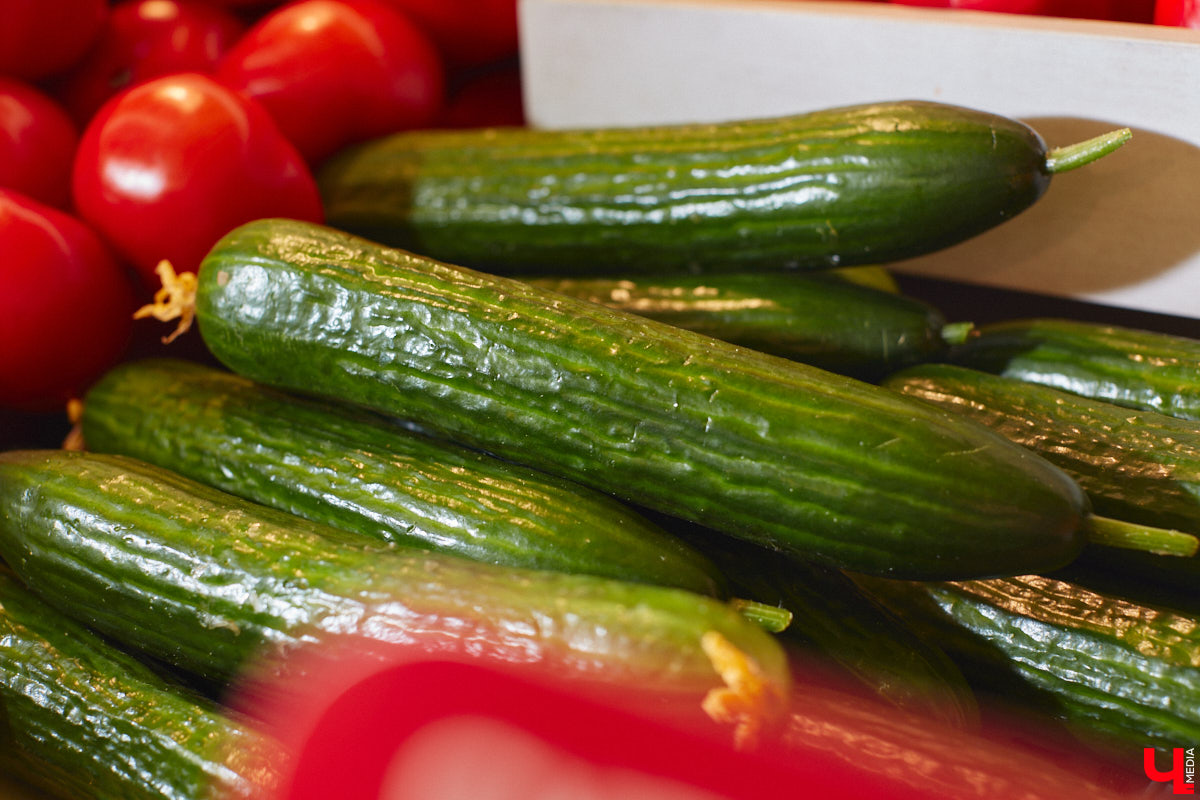 Кто-то ЗОЖ высмеивает, как группа «Ленинград», кто-то считает его ерундой и историей про отварную грудку. Но для некоторых правильное питание не тюрьма строгого режима, а яркий мир вкуса и разнообразия. Сидеть на ПП без чувства голода и с чистой совестью реально? Об этом мы поговорили с нутрициологом Надеждой Тихомировой, прогуливаясь по местному супермаркету.