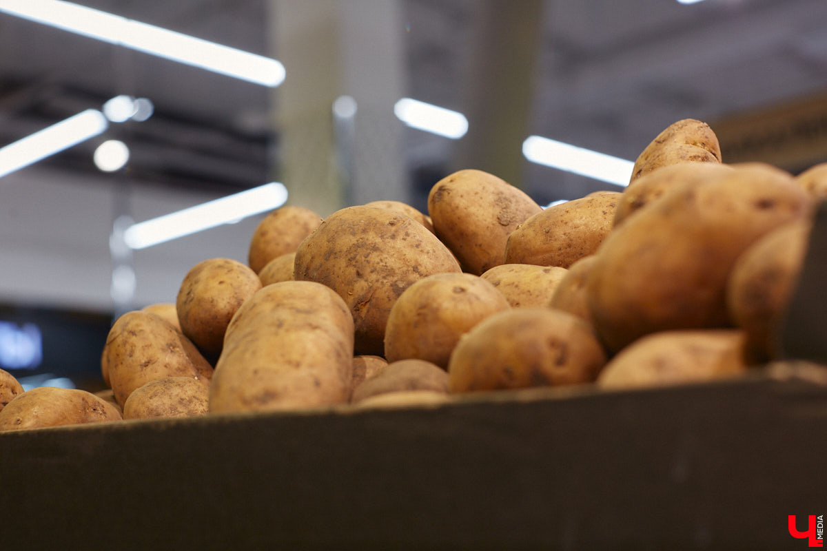 Кто-то ЗОЖ высмеивает, как группа «Ленинград», кто-то считает его ерундой и историей про отварную грудку. Но для некоторых правильное питание не тюрьма строгого режима, а яркий мир вкуса и разнообразия. Сидеть на ПП без чувства голода и с чистой совестью реально? Об этом мы поговорили с нутрициологом Надеждой Тихомировой, прогуливаясь по местному супермаркету.