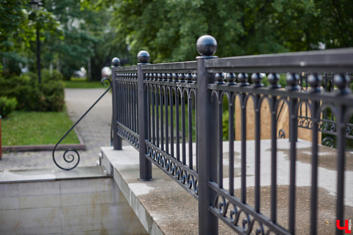 На календаре первый день лета. И пусть жары пока нет, водные феерии уже притягивают к себе жителей и гостей Владимира. «Ключ-Медиа» проверил состояние тех, что расположены недалеко от центра города.