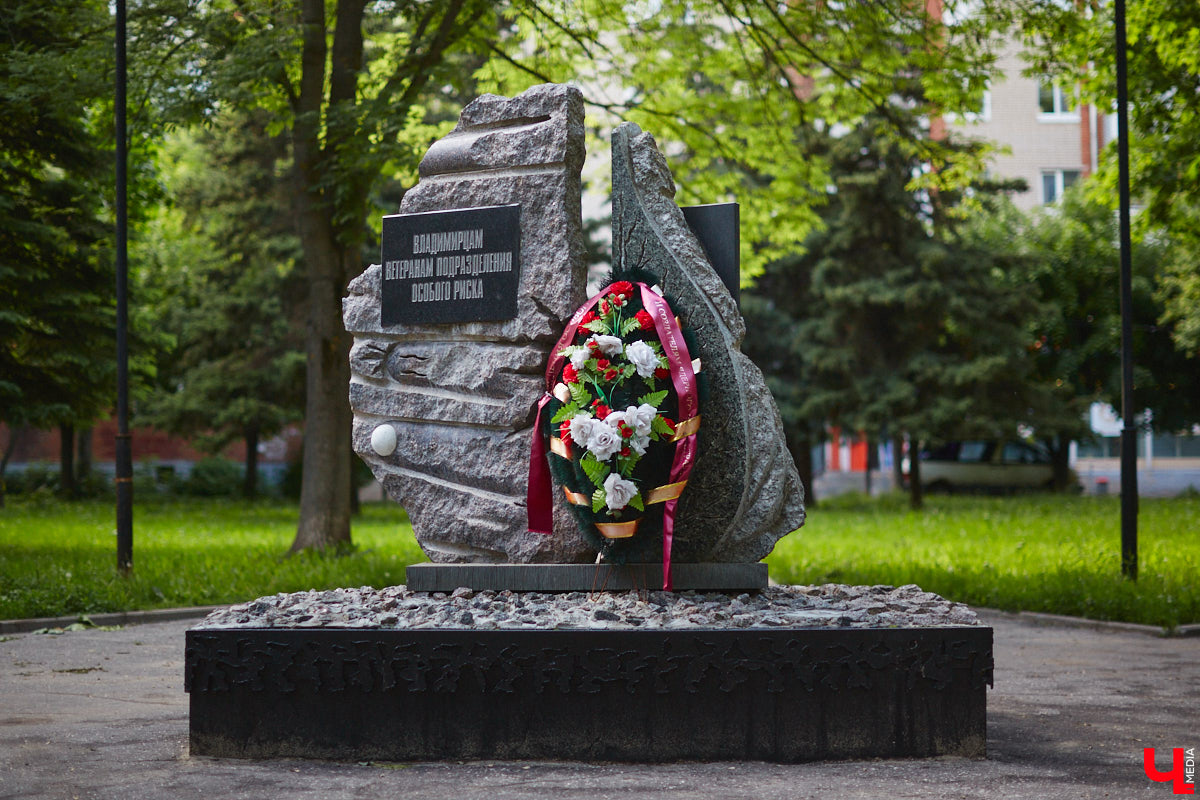 Вчера стало известно, какие общественные пространства в городе приведут в порядок следующим летом. Победителей в онлайн-голосовании за объекты для благоустройства, длившемся полтора месяца, оказалось два. «Ключ-Медиа» прогулялся по одному из мест для отдыха и оценил, так ли оно нуждается в переменах.