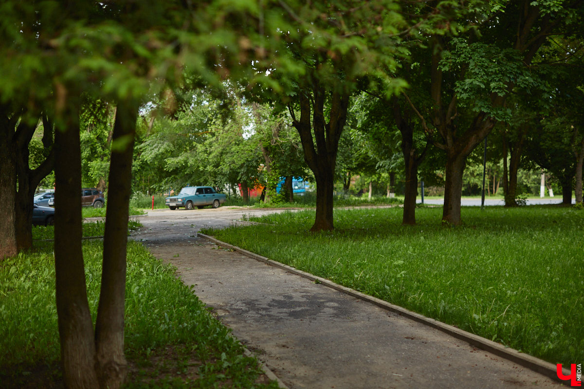 Вчера стало известно, какие общественные пространства в городе приведут в порядок следующим летом. Победителей в онлайн-голосовании за объекты для благоустройства, длившемся полтора месяца, оказалось два. «Ключ-Медиа» прогулялся по одному из мест для отдыха и оценил, так ли оно нуждается в переменах.