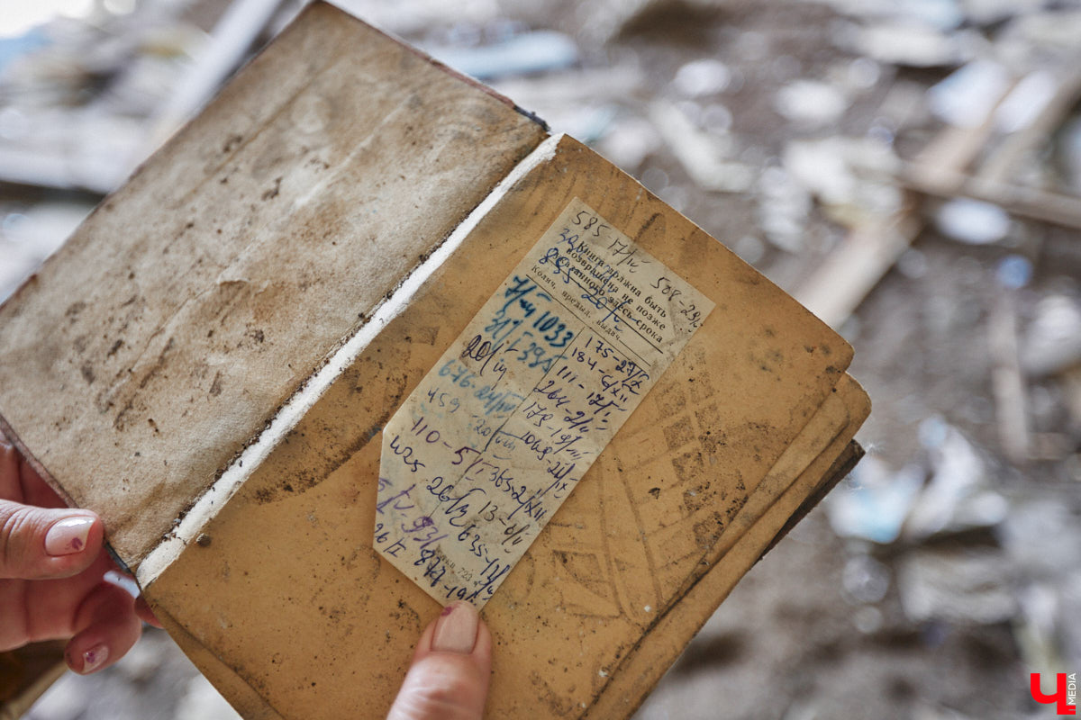 20 февраля этого года объявлен победитель аукциона, который в ближайшие годы должен застроить 29 гектаров бывшей танковой части в военном городке. Но сначала территорию очистят от объектов, оставшихся от военных. Среди них, как минимум, пять казарм, которые были возведены в конце XIX века. По мнению местных краеведов, комплекс этих зданий представляет историко-культурную ценность, казармы могли бы быть отремонтированы и использованы как музейные или арт-объекты.