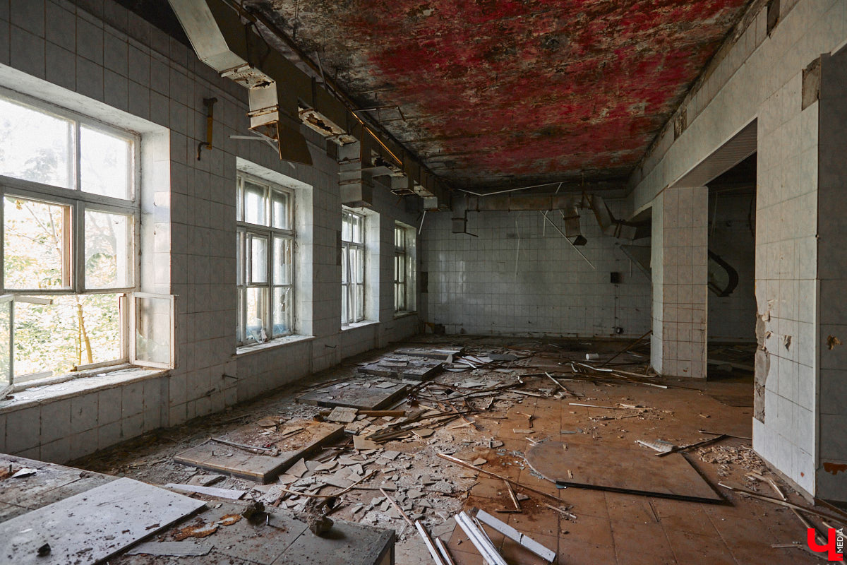 20 февраля этого года объявлен победитель аукциона, который в ближайшие годы должен застроить 29 гектаров бывшей танковой части в военном городке. Но сначала территорию очистят от объектов, оставшихся от военных. Среди них, как минимум, пять казарм, которые были возведены в конце XIX века. По мнению местных краеведов, комплекс этих зданий представляет историко-культурную ценность, казармы могли бы быть отремонтированы и использованы как музейные или арт-объекты.