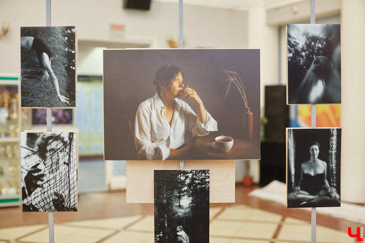 Фотограф — это тот же маг, способный запечатлеть душу человека, остановить время, — говорит Екатерина Лебедь. Убедиться в этом мог каждый владимирец, кто посетил выставку фотохудожницы в Доме культуры молодежи. Мы, разумеется, тоже были в числе гостей.