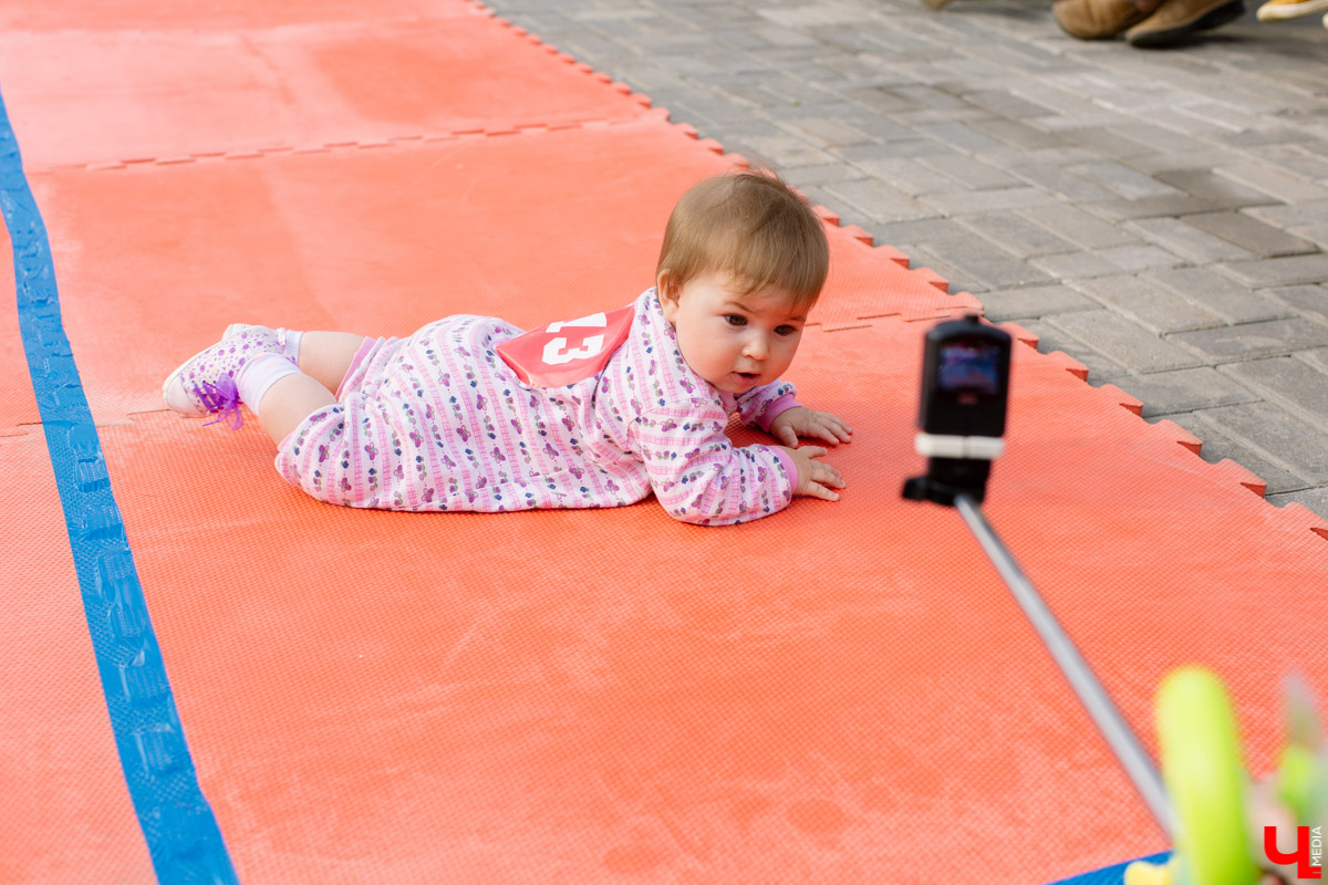 Праздника много не бывает! Уже в эту субботу, 24 июня, в центре Владимира пройдет День молодежи. Отдыхающим обещают массу развлечений на любой вкус и возраст, а главным магнитом вечера станет его звездный хедлайнер. Как добраться в выходной день до места веселья и что там ждет жителей и гостей города, разбирался «Ключ-Медиа».