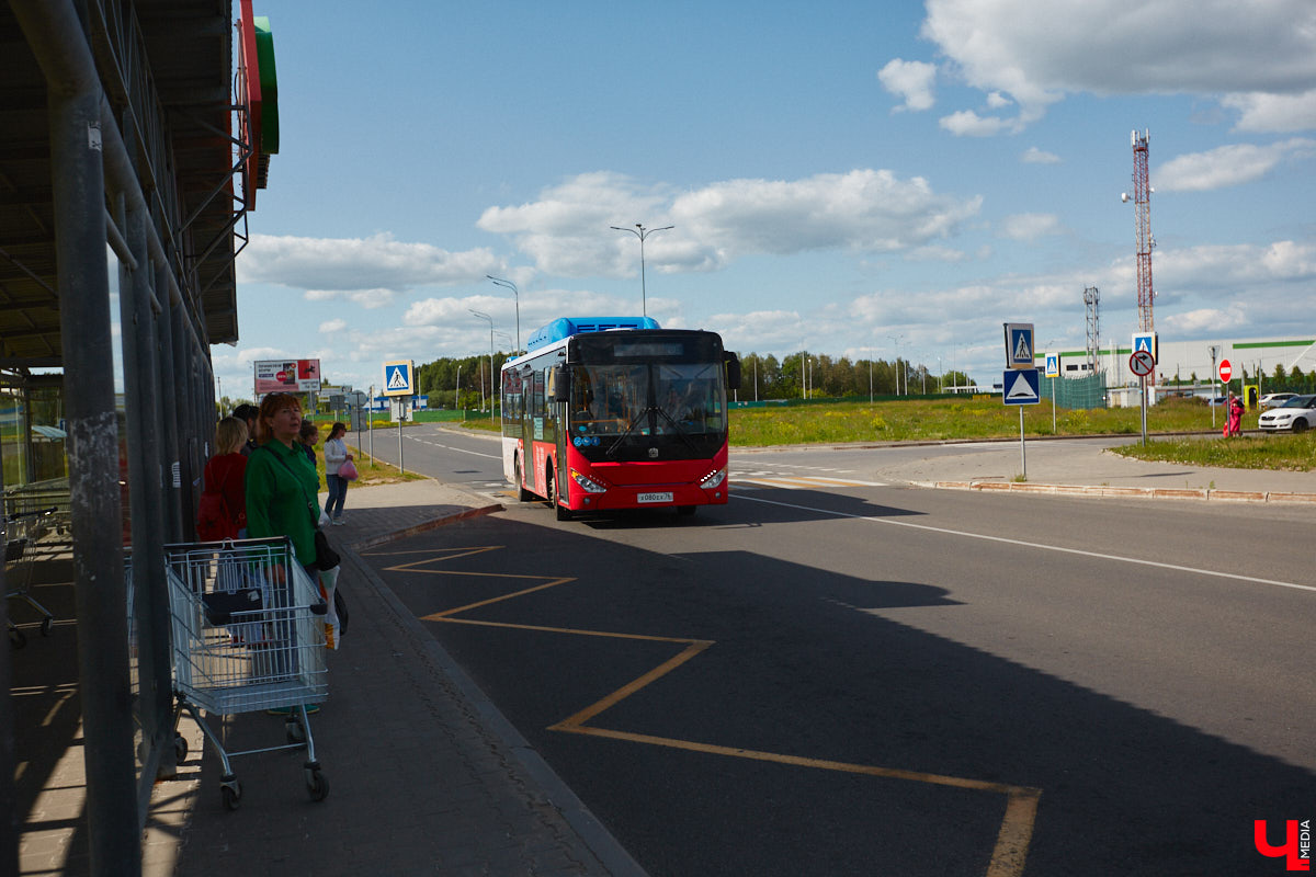 Вы уже обратили внимание на новые автобусы, которые появились на улицах областного центра? А может быть, успели даже проехаться на одном из них? Если нет, тогда отправляйтесь на маршрут вместе с «Ключ-Медиа». Мы протестировали китайский общественный транспорт с местным автоблогером.