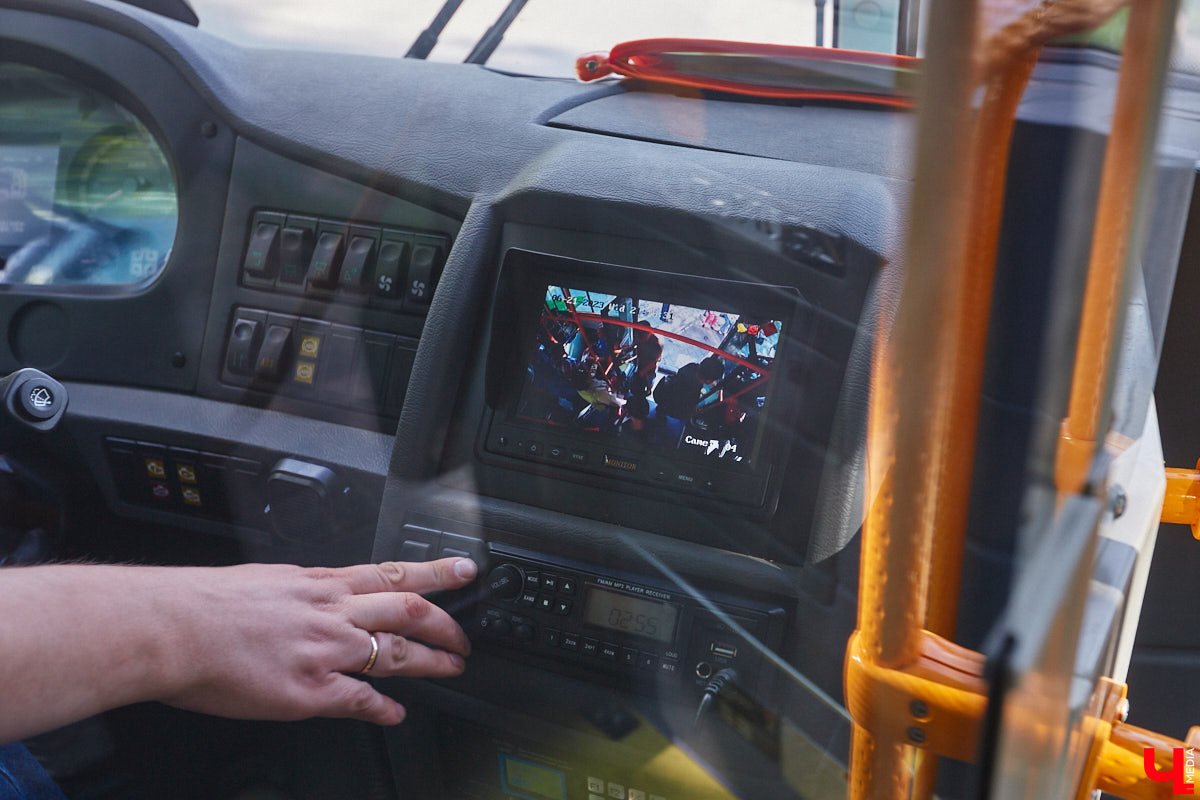 Вы уже обратили внимание на новые автобусы, которые появились на улицах областного центра? А может быть, успели даже проехаться на одном из них? Если нет, тогда отправляйтесь на маршрут вместе с «Ключ-Медиа». Мы протестировали китайский общественный транспорт с местным автоблогером.