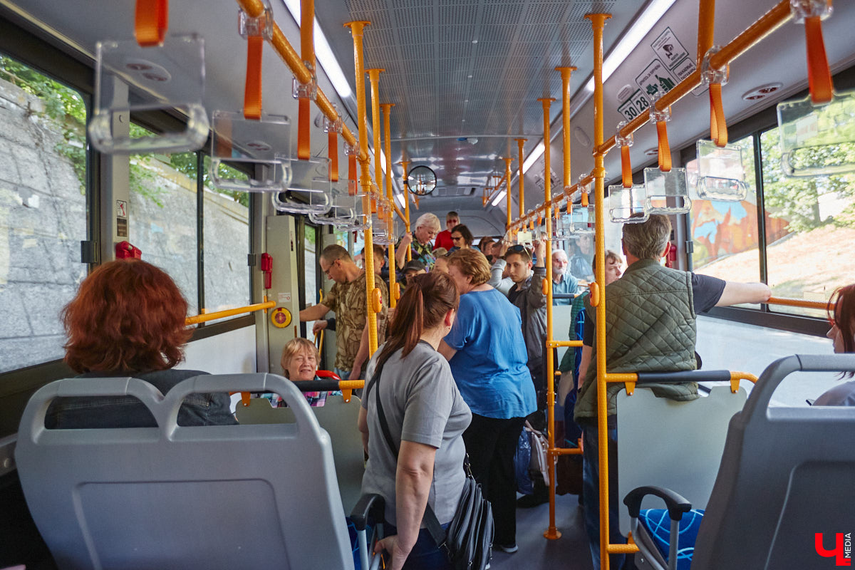 Вы уже обратили внимание на новые автобусы, которые появились на улицах областного центра? А может быть, успели даже проехаться на одном из них? Если нет, тогда отправляйтесь на маршрут вместе с «Ключ-Медиа». Мы протестировали китайский общественный транспорт с местным автоблогером.