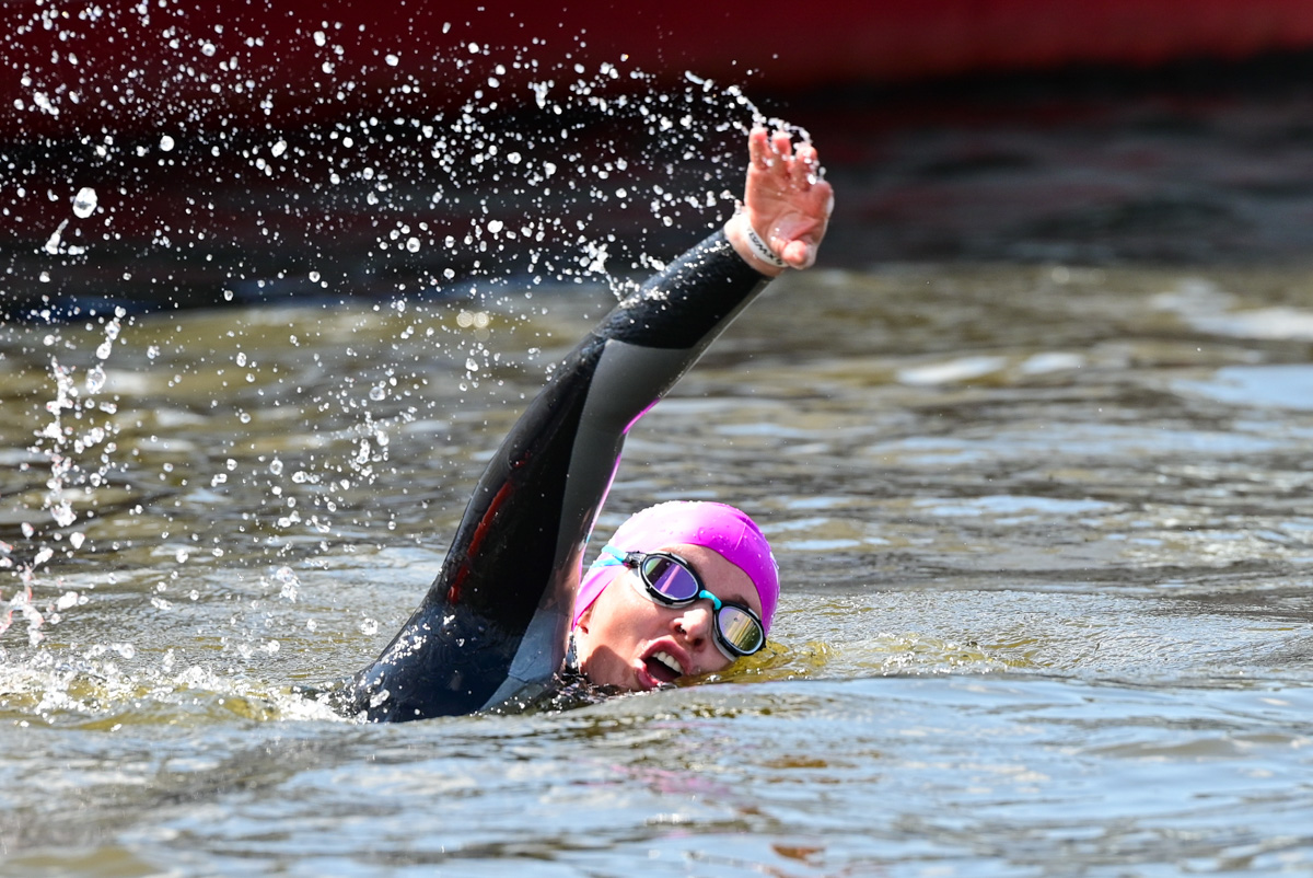 25 июня в Муроме прошел богатырский заплыв международной серии, собравший спортсменов и новичков со всей страны. Около 500 участников, в том числе 69 человек из Владимирской области, приняли участие в спортивном соревновании на воде в рамках этапа чемпионата мира X-Waters World Championship 2023. О необычных призах, сложностях на пути и поводах для гордости — в нашем материале.