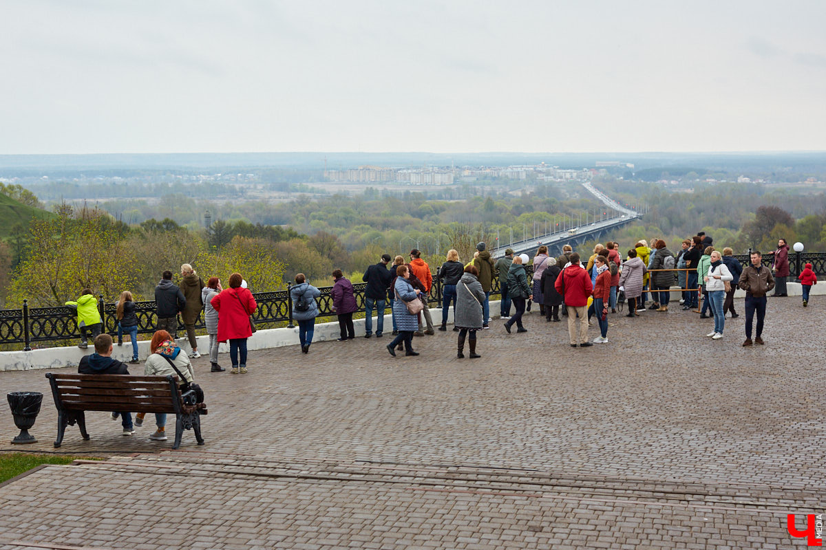 Нам обещали, мы ждали, а воз и ныне там. С какими сложностями при ремонте важных для культуры, истории и развития туризма локаций столкнулась Владимирская область? Рассказываем про объекты, реставрация которых пока затягивается.