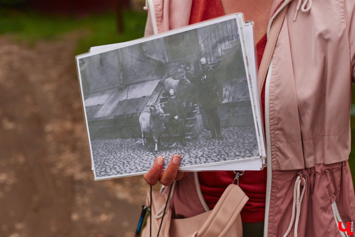 Владимирские рестораторы предложили своим гостям необычный формат гастрономического тура. Прежде чем продегустировать блюда русской кухни, участники отправились на двухчасовую экскурсию по купеческим местам. «Ключ-Медиа» прогулялся вместе с ними.