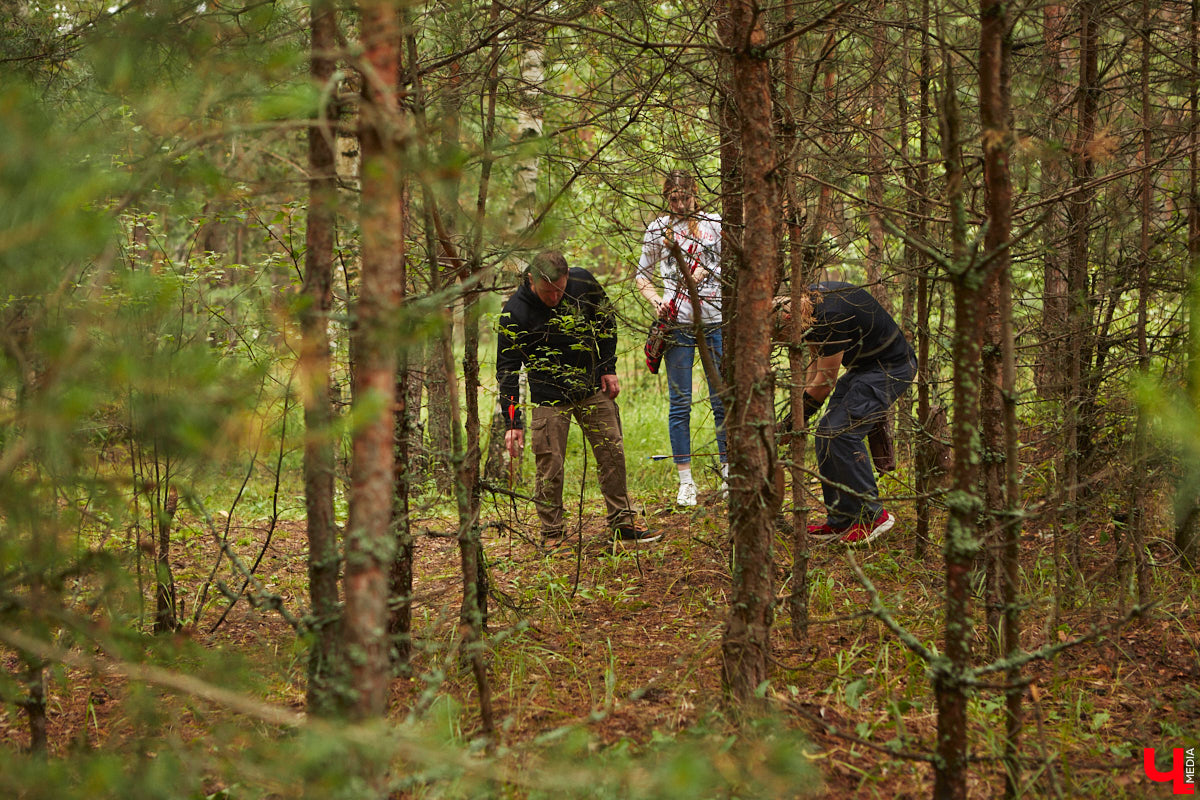 Владимирцы занимаются необычной охотой с     приставкой «эко». Вместо настоящих кабанов и     сусликов они целятся в     мишени     — объемные фигуры диких зверей. И     не     ради забавы. 3D-стрельба из     лука     — официальный вид спорта, который набирает популярность в     том числе среди жителей нашего города. «Ключ-Медиа» побывал на     тренировке и     увидел все своими глазами.