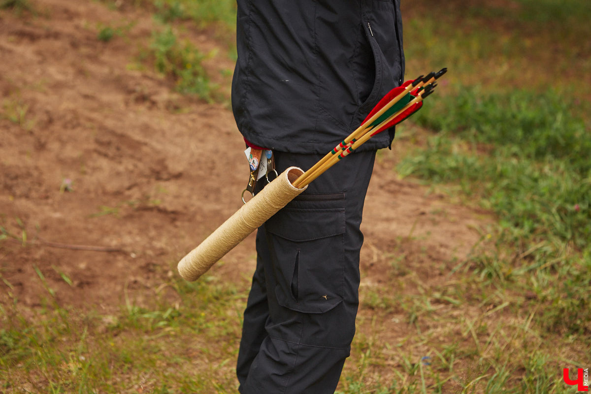 Владимирцы занимаются необычной охотой с     приставкой «эко». Вместо настоящих кабанов и     сусликов они целятся в     мишени     — объемные фигуры диких зверей. И     не     ради забавы. 3D-стрельба из     лука     — официальный вид спорта, который набирает популярность в     том числе среди жителей нашего города. «Ключ-Медиа» побывал на     тренировке и     увидел все своими глазами.