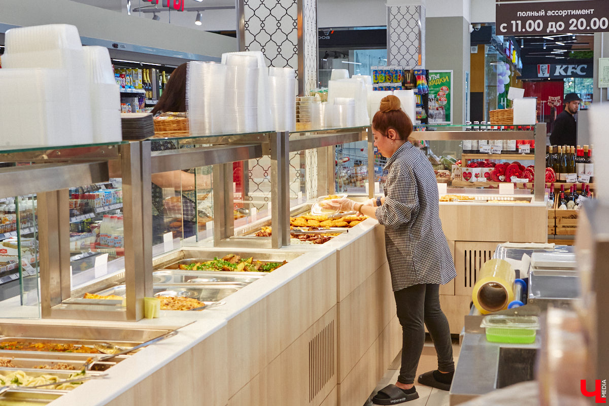 Владимирский реставратор, как опытный ресторатор, исследовала влияние цвета ингредиентов на вкус приготовленной еды и выяснила, какое блюдо можно назвать лидером летней красочной палитры.