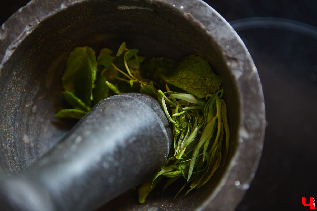 Владимирский реставратор, как опытный ресторатор, исследовала влияние цвета ингредиентов на вкус приготовленной еды и выяснила, какое блюдо можно назвать лидером летней красочной палитры.