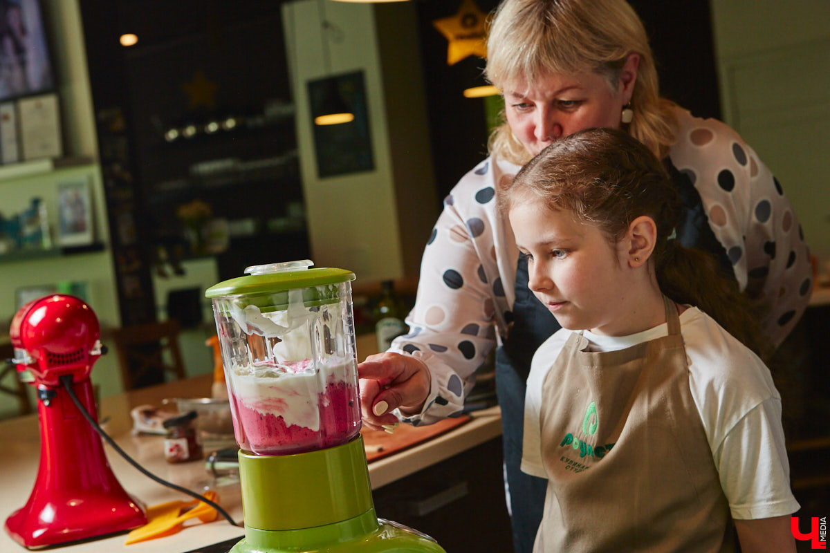 Владимирский реставратор, как опытный ресторатор, исследовала влияние цвета ингредиентов на вкус приготовленной еды и выяснила, какое блюдо можно назвать лидером летней красочной палитры.