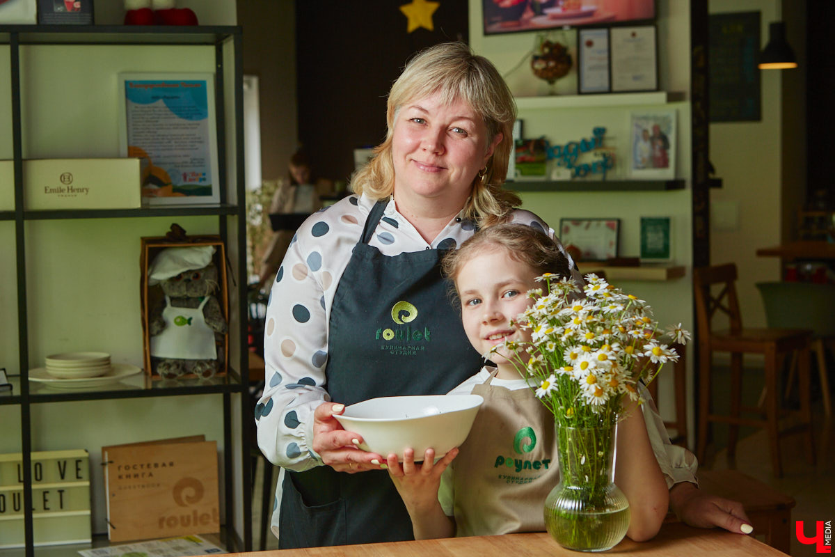 Владимирский реставратор, как опытный ресторатор, исследовала влияние цвета ингредиентов на вкус приготовленной еды и выяснила, какое блюдо можно назвать лидером летней красочной палитры.