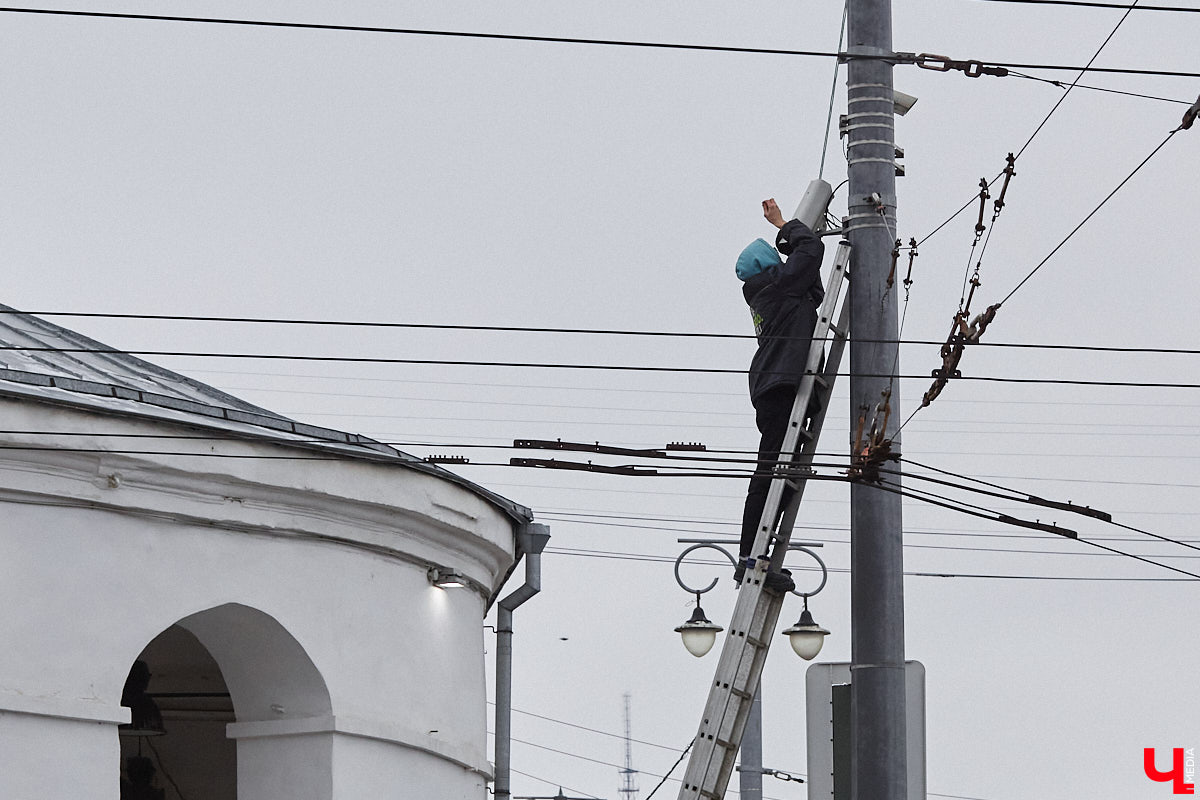 Во Владимирской области хотят для каждого перевозчика установить свой тариф, а кое-где и оставить троллейбусы без кондукторов. Эти и другие новости вы найдете в нашем дайджесте событий этой недели, связанных с дорожной тематикой.