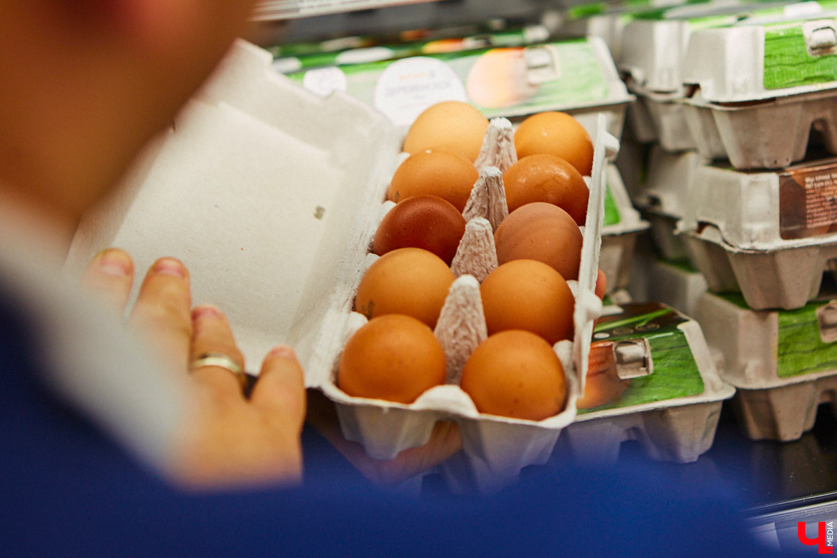 Павел Кузнецов — отец четверых детей, продвигающий в нашем городе чемоданы-самокаты с аккумулятором и голубые яйца от гламурных курочек, вдохновляется на домашней кухне смелыми кулинарными экспериментами. И сегодня мы вместе с вами станем свидетелями одного из них.