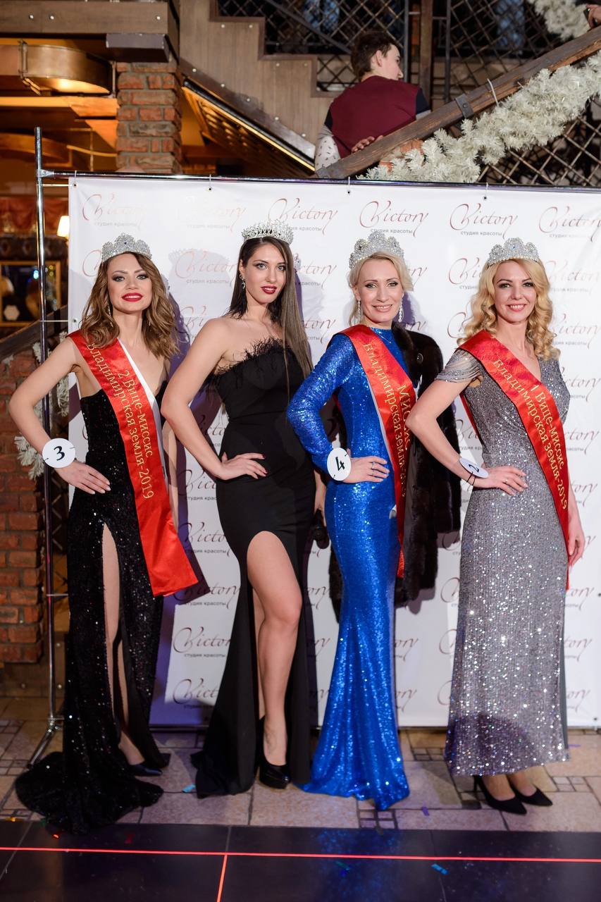 В этом году модельному агентству Victory исполняется 6 лет. В сентябре школа моделей с одноименным названием откроется во Владимире! О программе обучения, перспективах и о том, сложно ли найти свою нишу в fashion-индустрии областного центра, «Ключ-Медиа» узнал из первых уст, от руководителя школы Виктории Селеметовой.