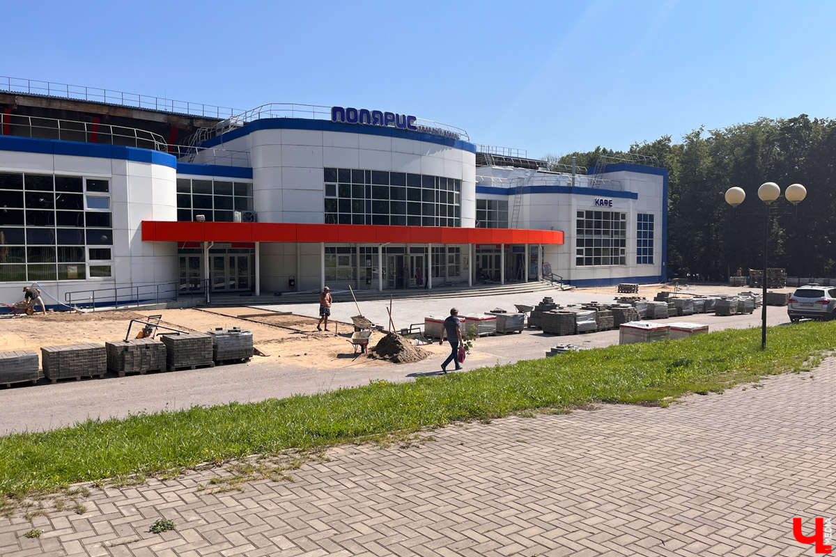 В столице 33-го региона не только завершаются работы 2023 года по благоустройству трех общественных пространств, но и готовятся другие обновления. Одни долгожданные, а другие, скорее, внезапные.