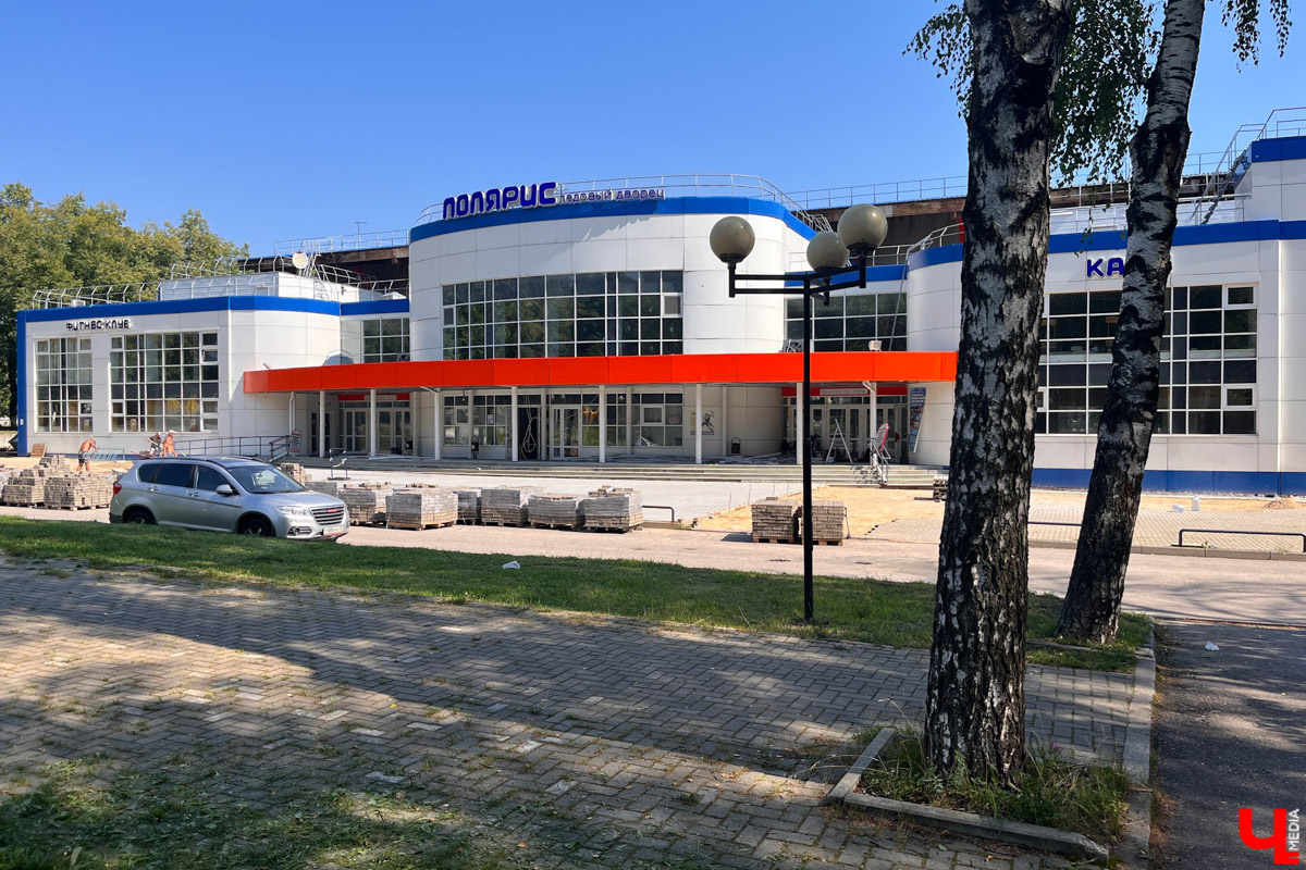 В столице 33-го региона не только завершаются работы 2023 года по благоустройству трех общественных пространств, но и готовятся другие обновления. Одни долгожданные, а другие, скорее, внезапные.